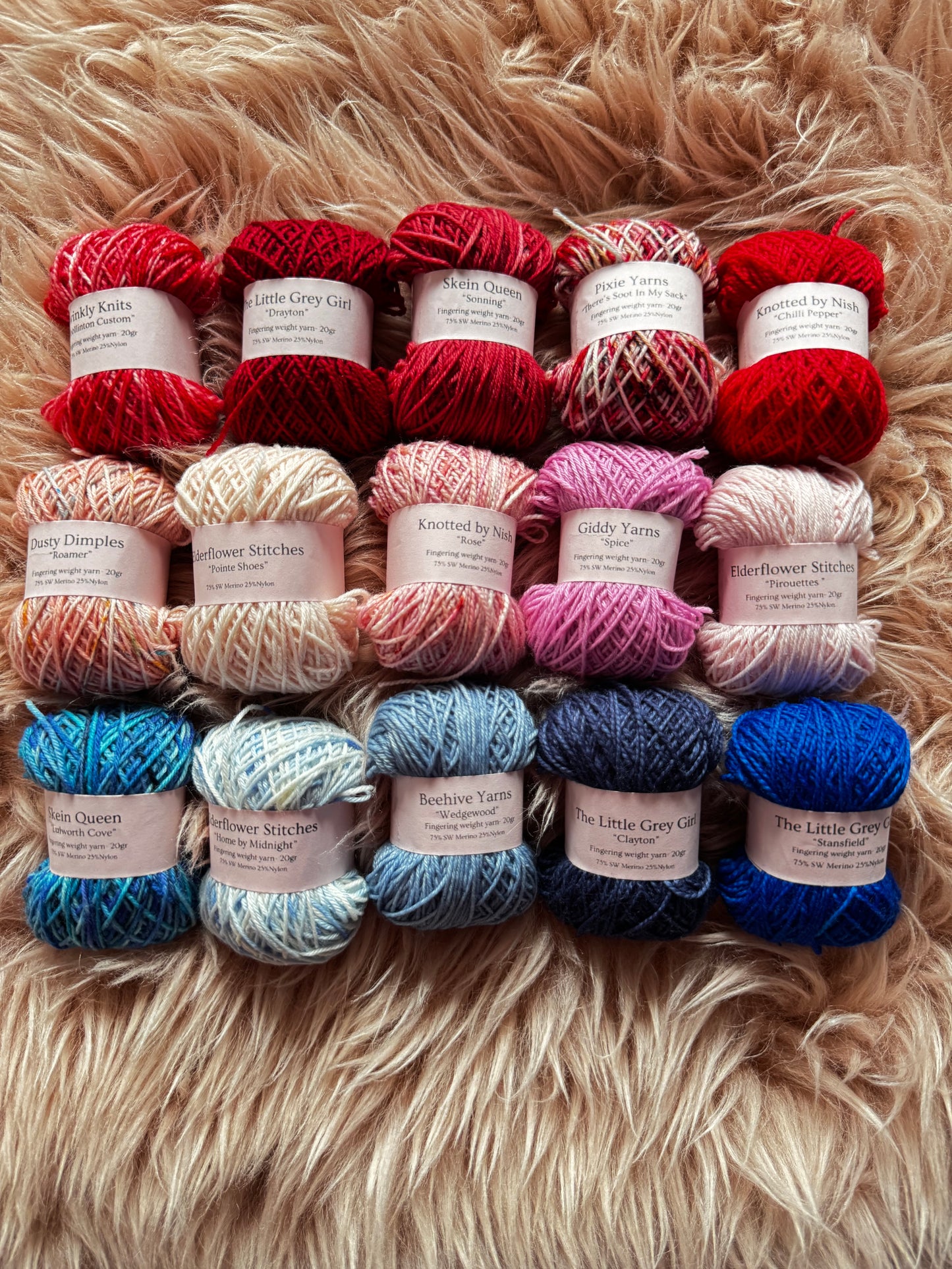 Rainbow Blanket Club - RED ❤️